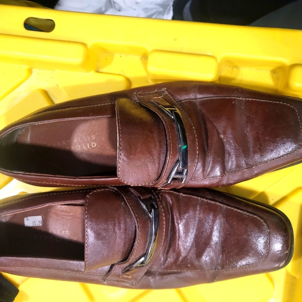 Perry ellis size 8.5 mens dress shoe